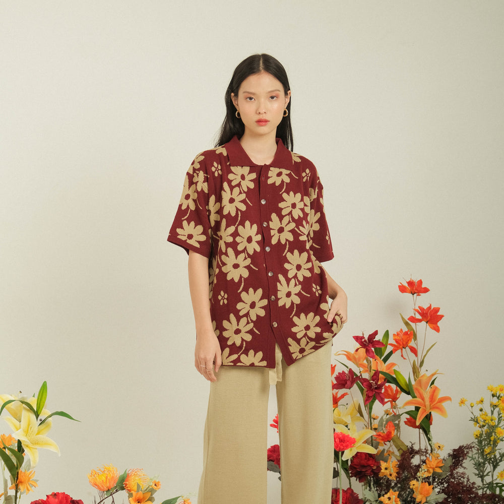 
            
                Load image into Gallery viewer, Noir Sur Blanc Flora Lounge Shirt Maroon / Sand
            
        