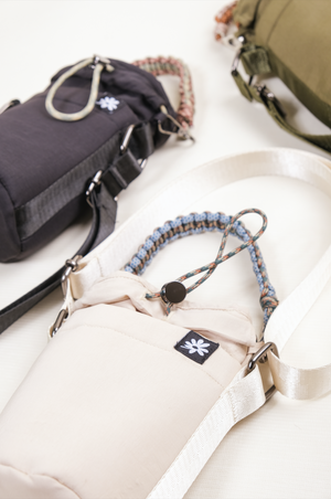 Noir Sur Blanc Nylon Bottle Sling