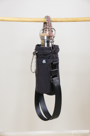 Noir Sur Blanc Nylon Bottle Sling