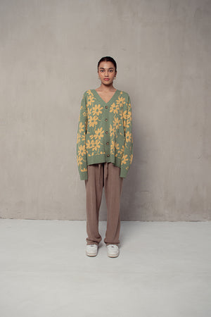 
            
                Load image into Gallery viewer, Flora Lyon Cardigan Mint
            
        