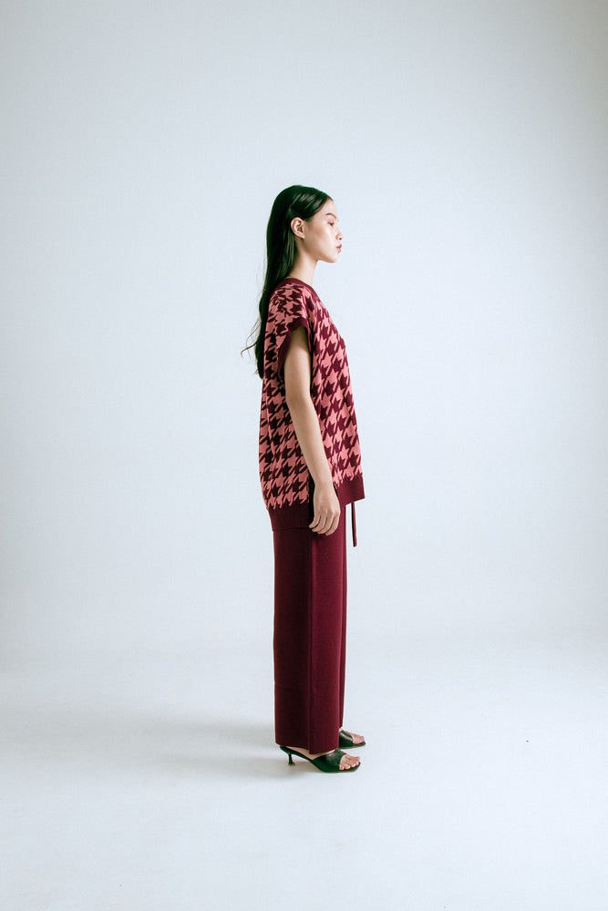 Houndstooth Vest Maroon
