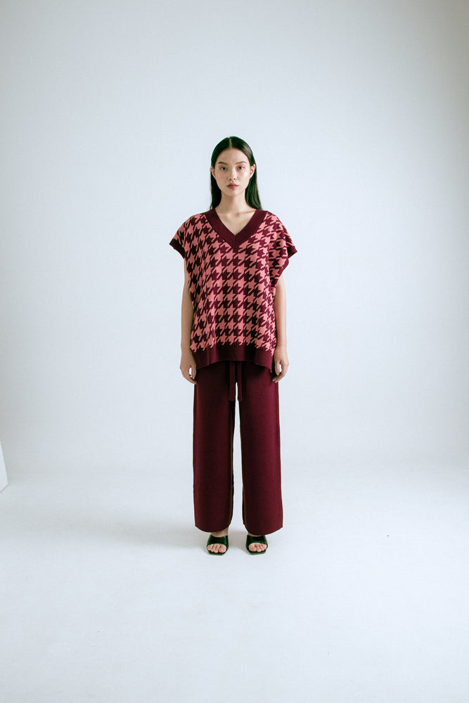 Houndstooth Vest Maroon